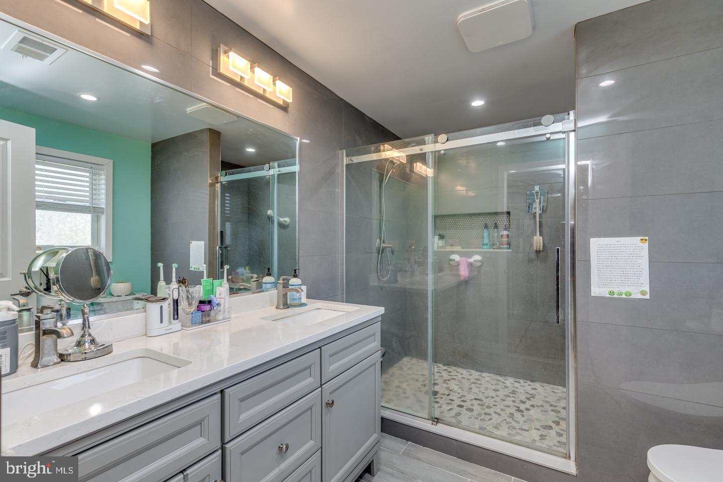 Real estate listing preview #13