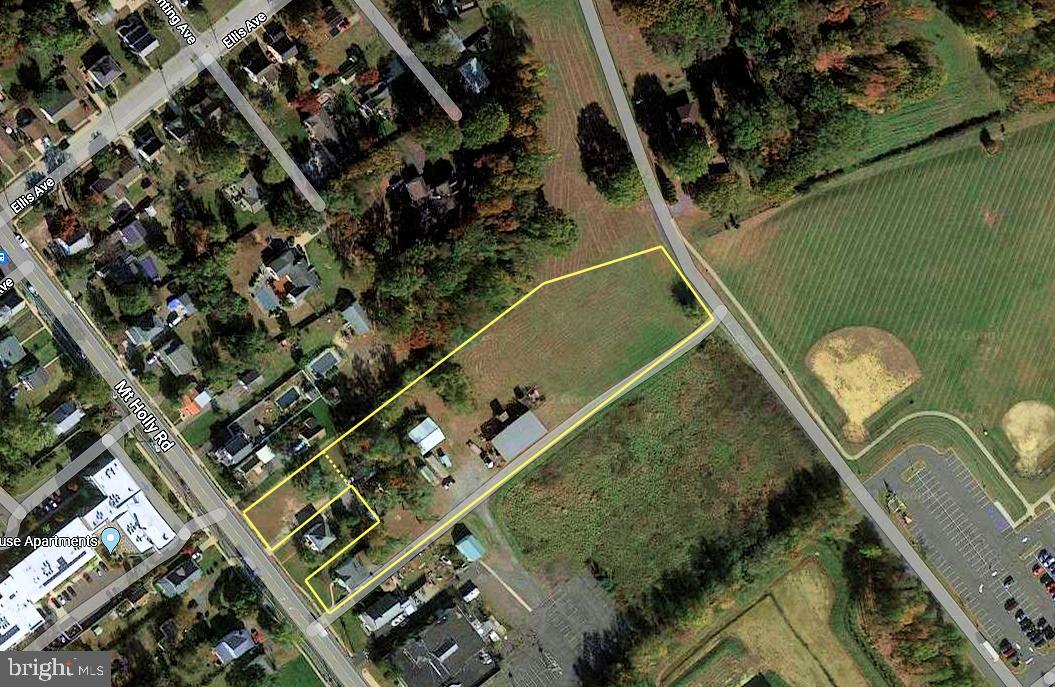 Real estate listing preview #1