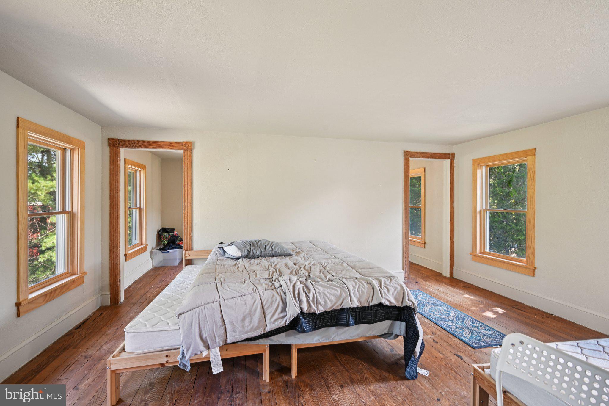 Real estate listing preview #23