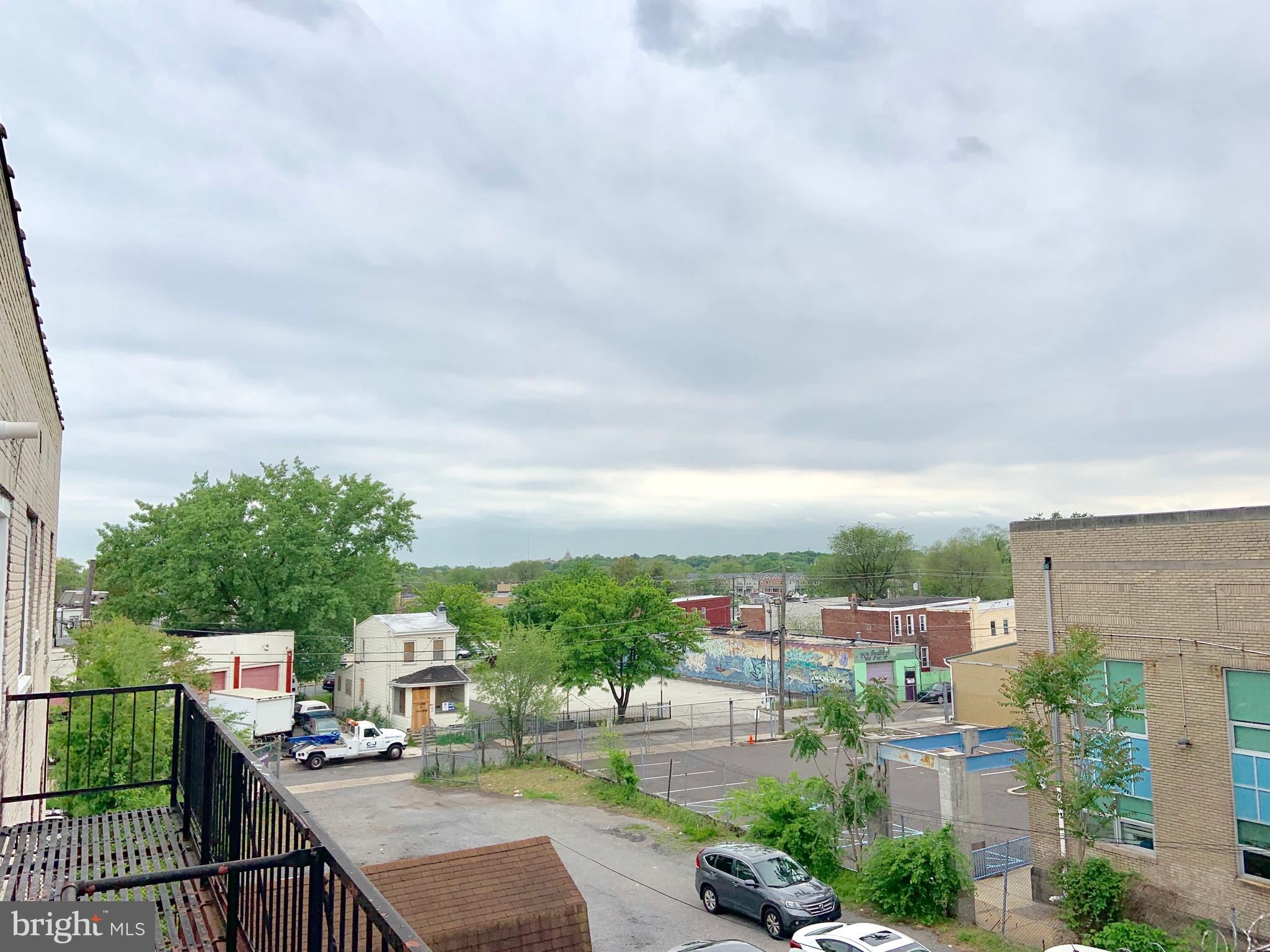 Real estate listing preview #11