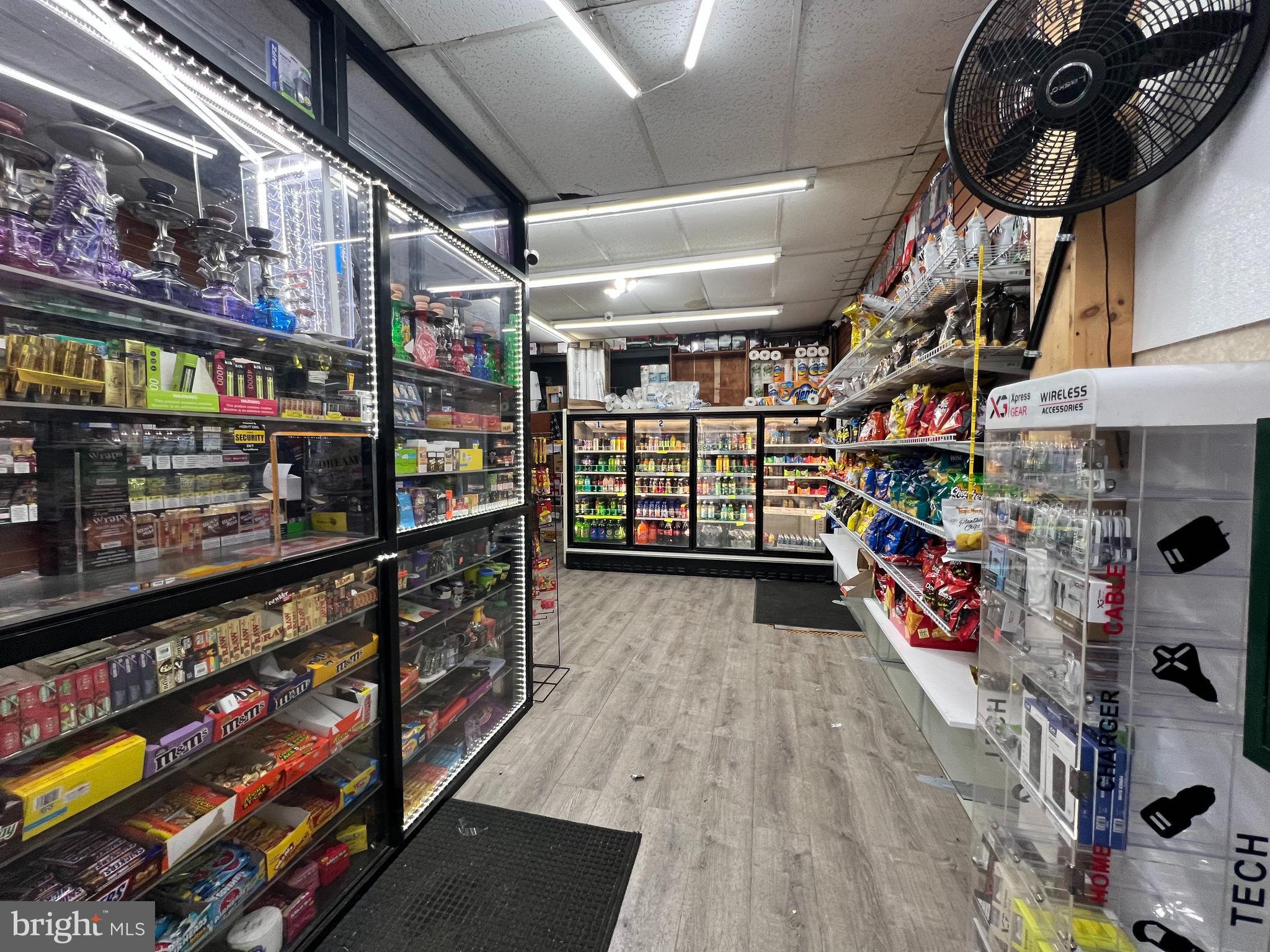 Real estate listing preview #2