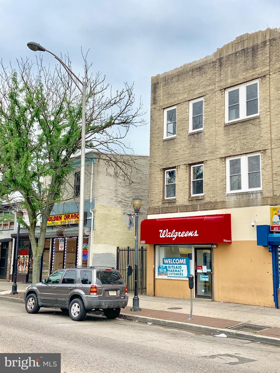 Real estate listing preview #16