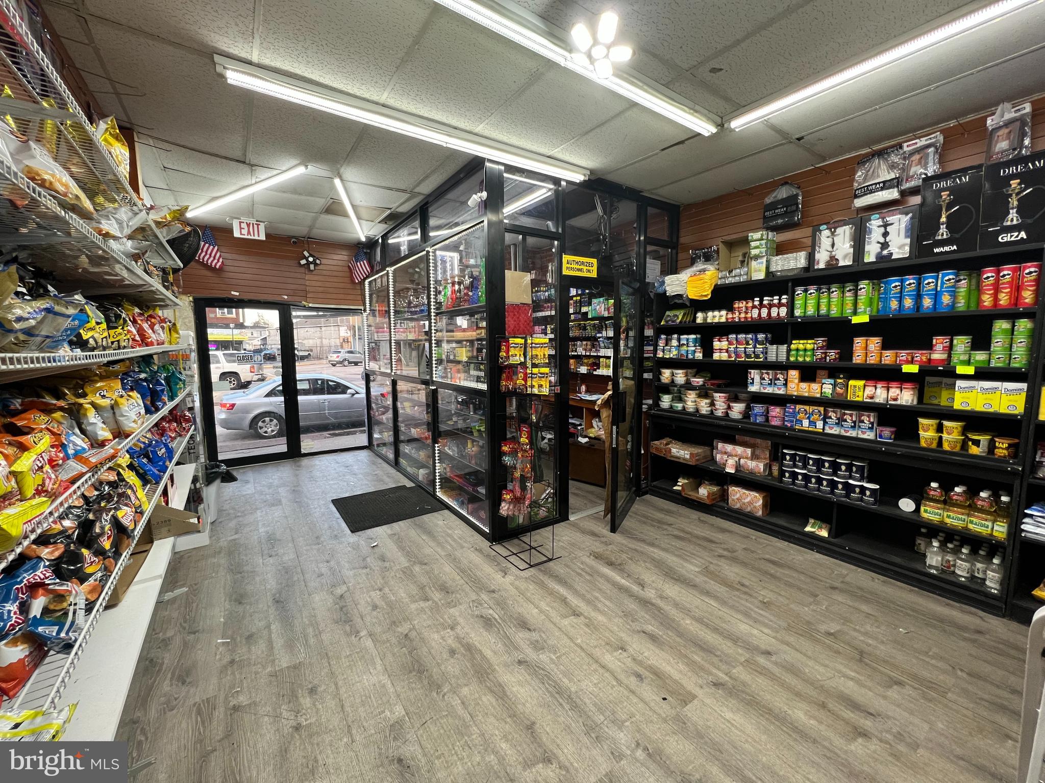 Real estate listing preview #4