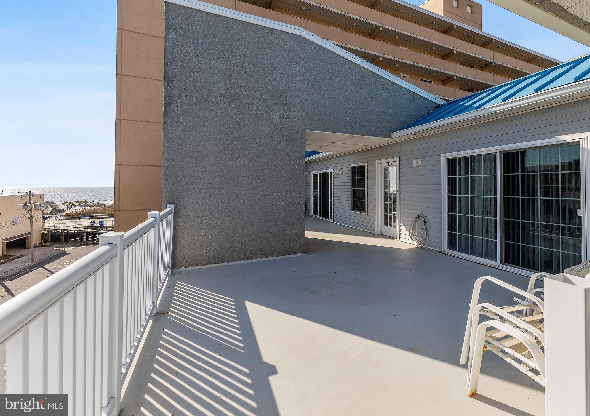 Real estate listing preview #1