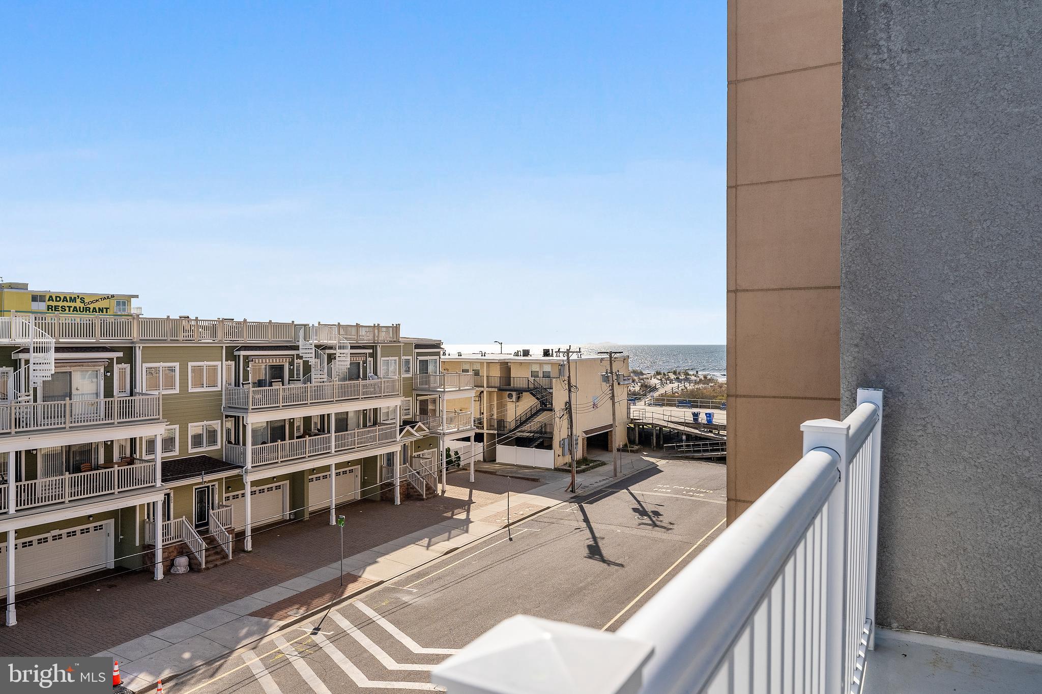 Real estate listing preview #37