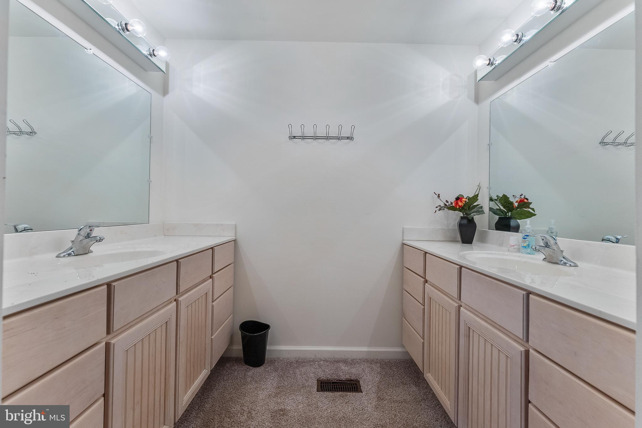 Real estate listing preview #26