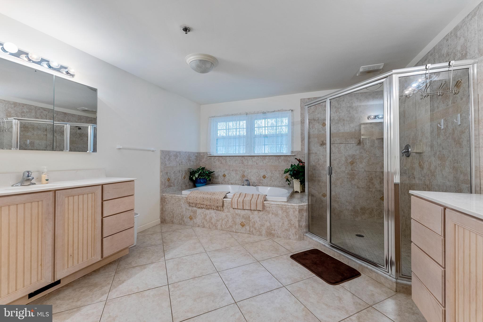 Real estate listing preview #32