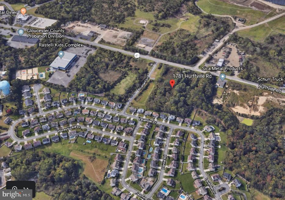 Real estate listing preview #1