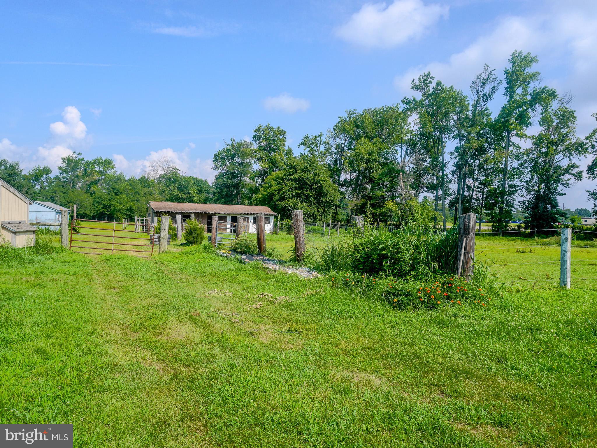 Real estate listing preview #26