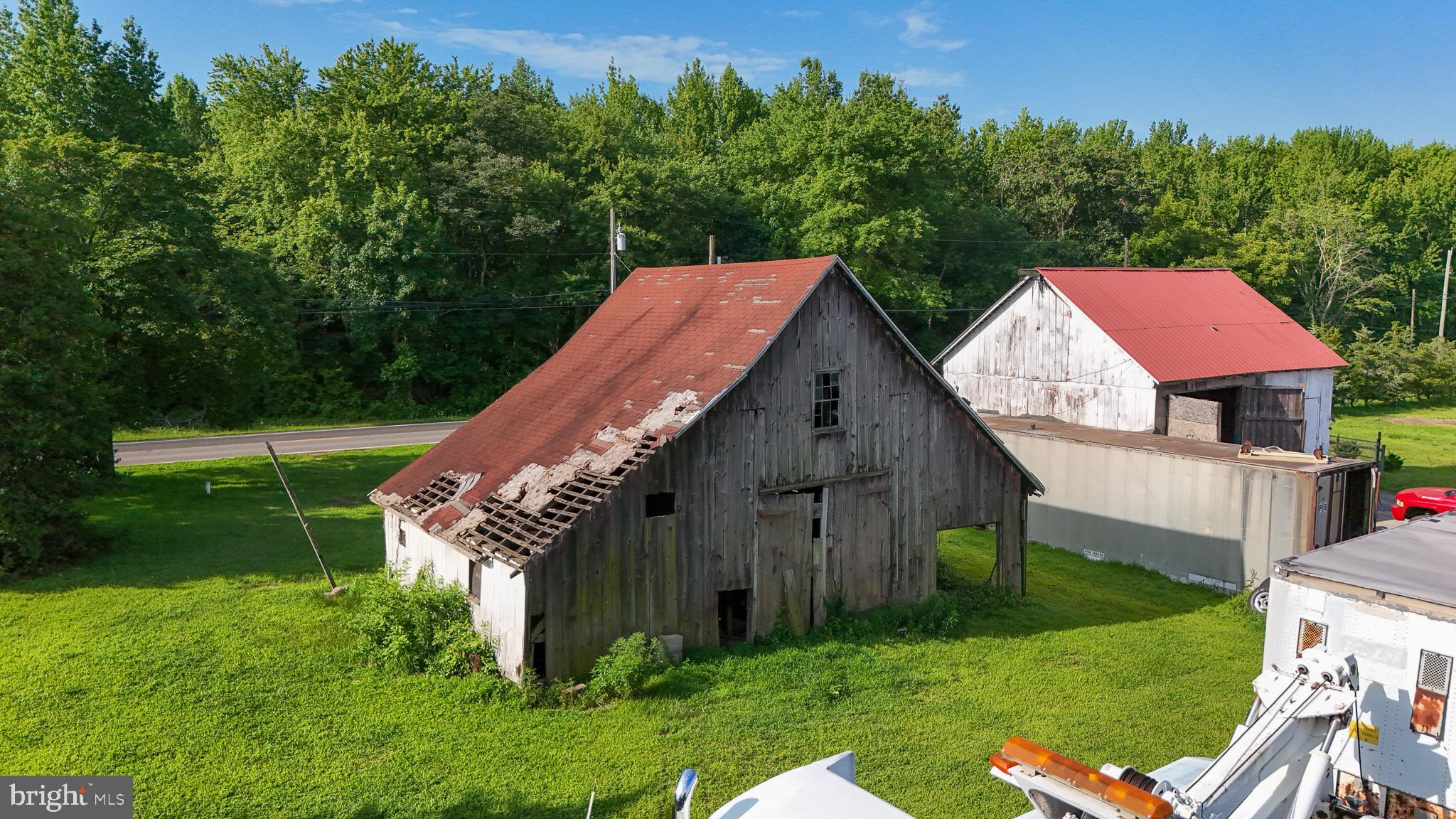 Real estate listing preview #8