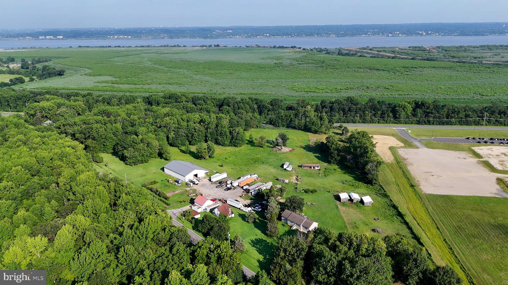 Real estate listing preview #32