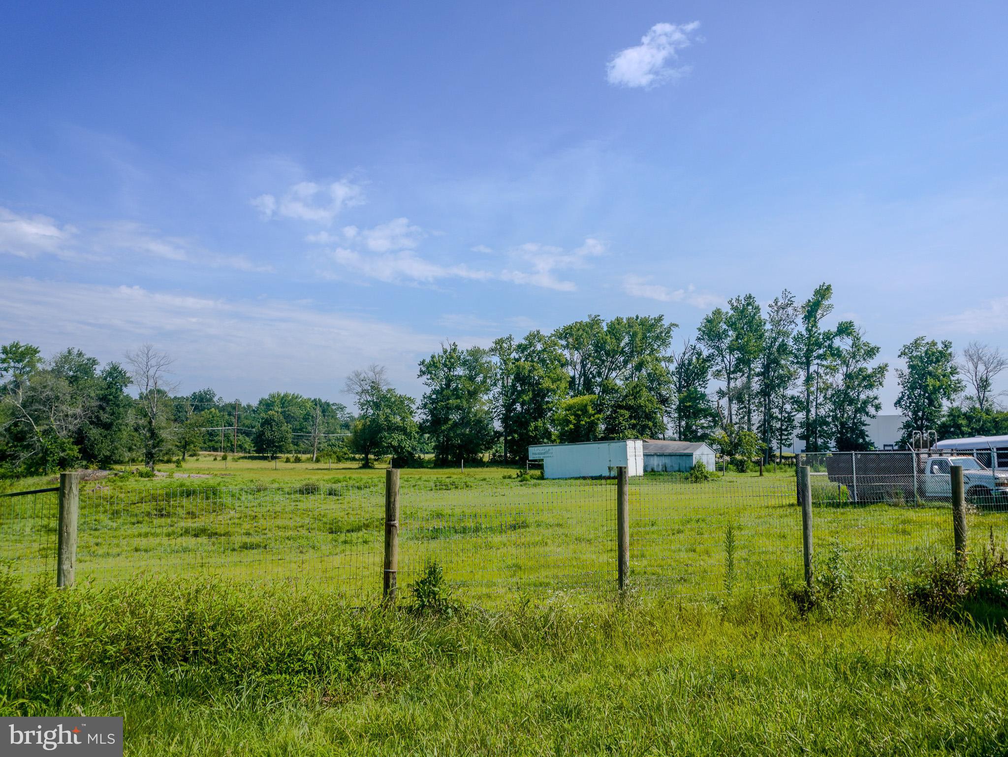 Real estate listing preview #6