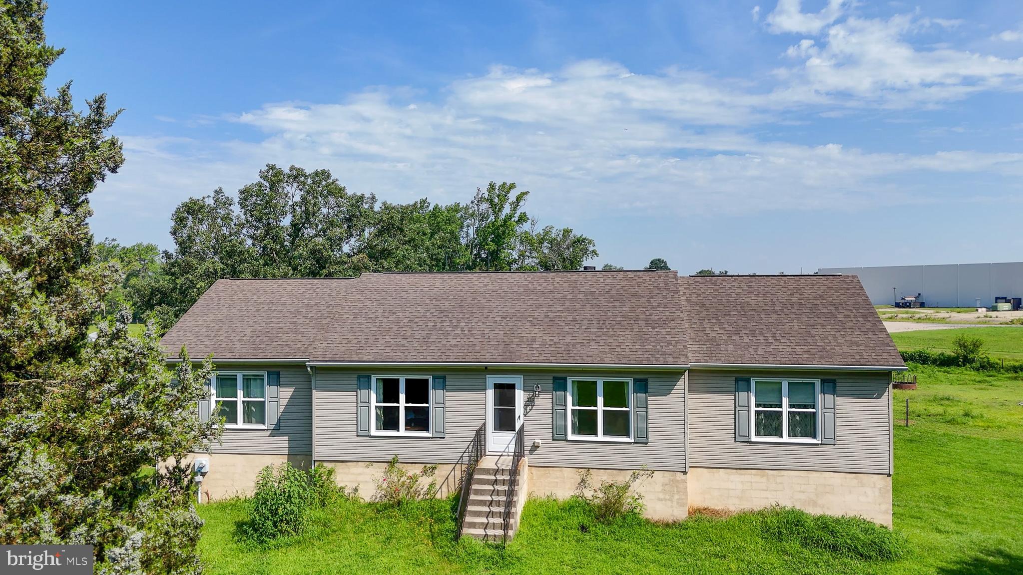 Real estate listing preview #33