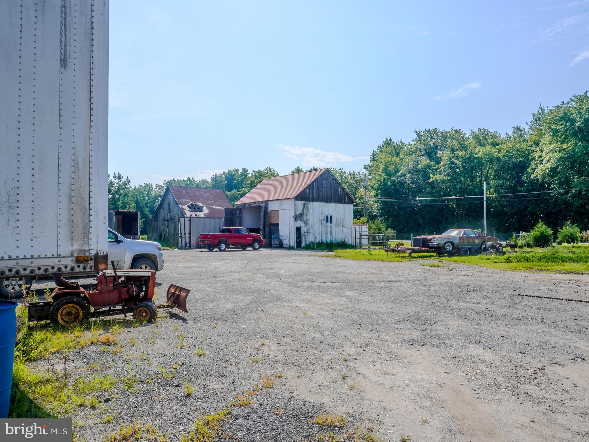 Real estate listing preview #7