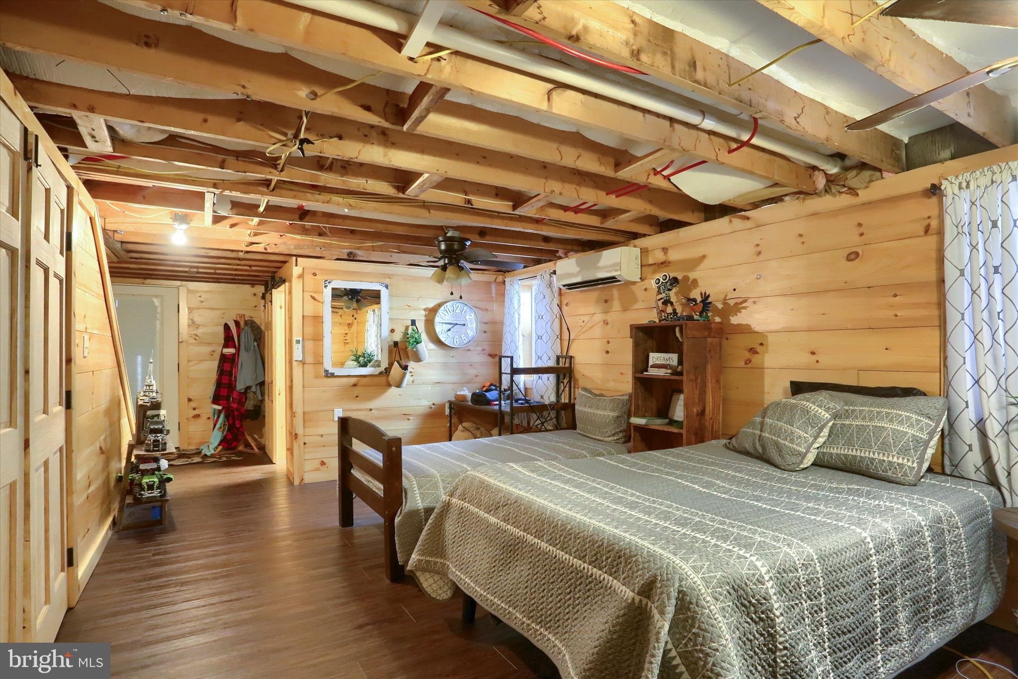 Real estate listing preview #32