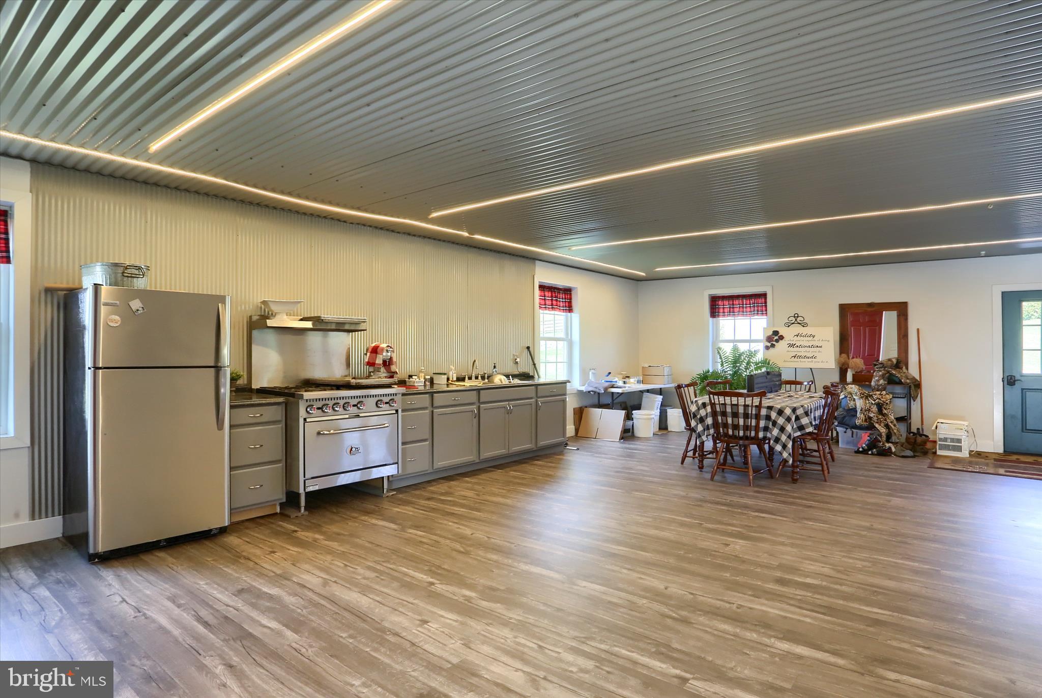 Real estate listing preview #54