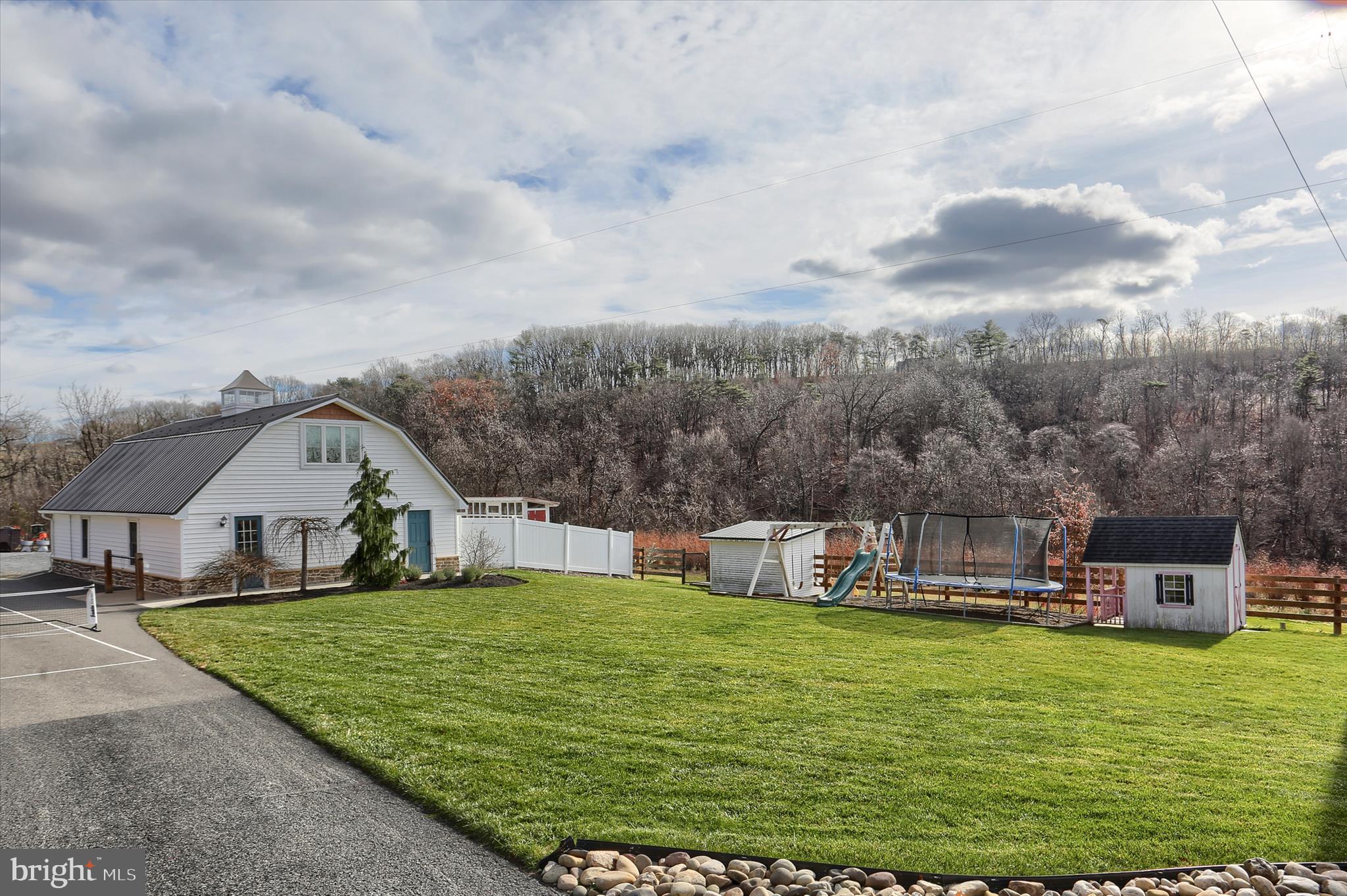 Real estate listing preview #63