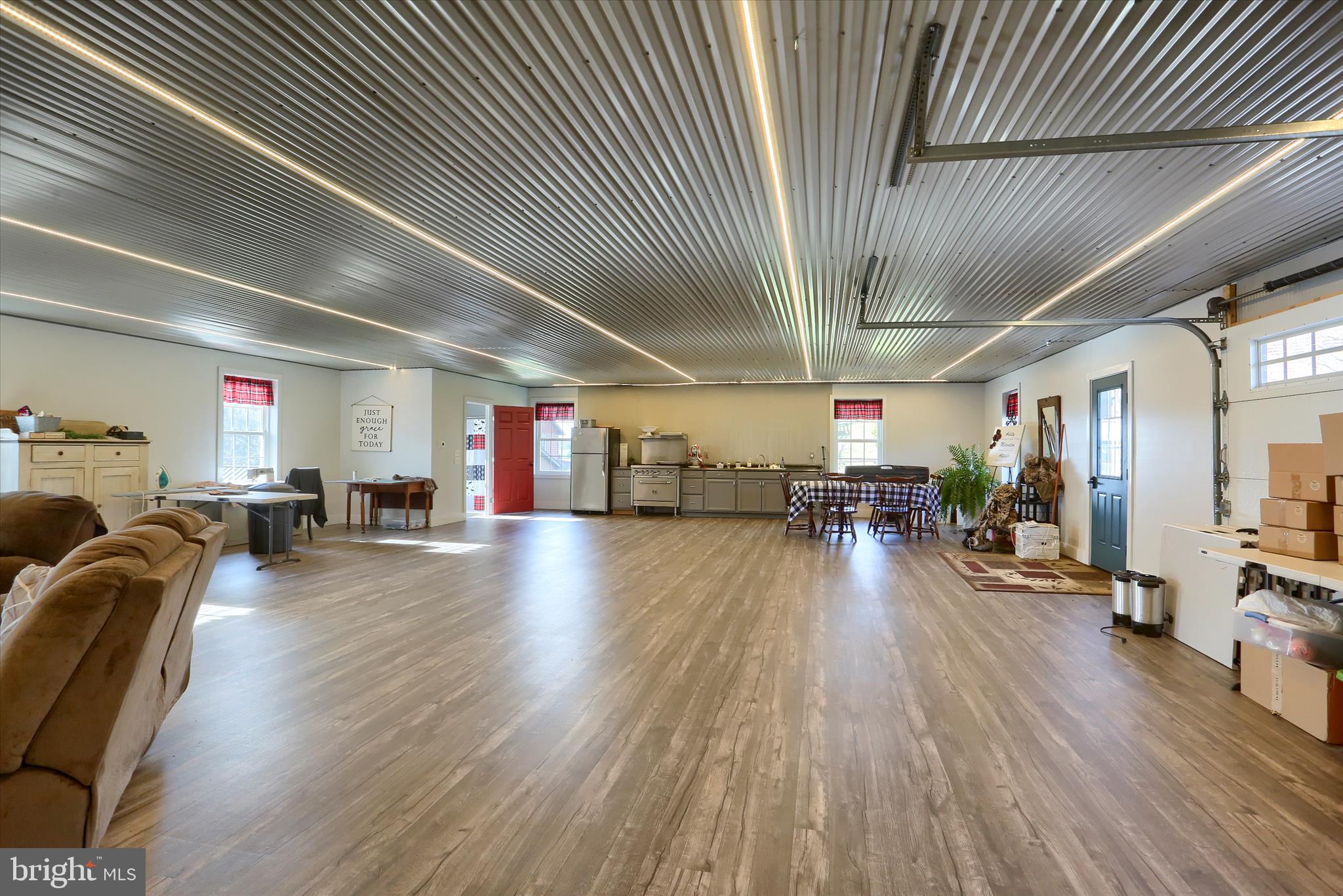 Real estate listing preview #59