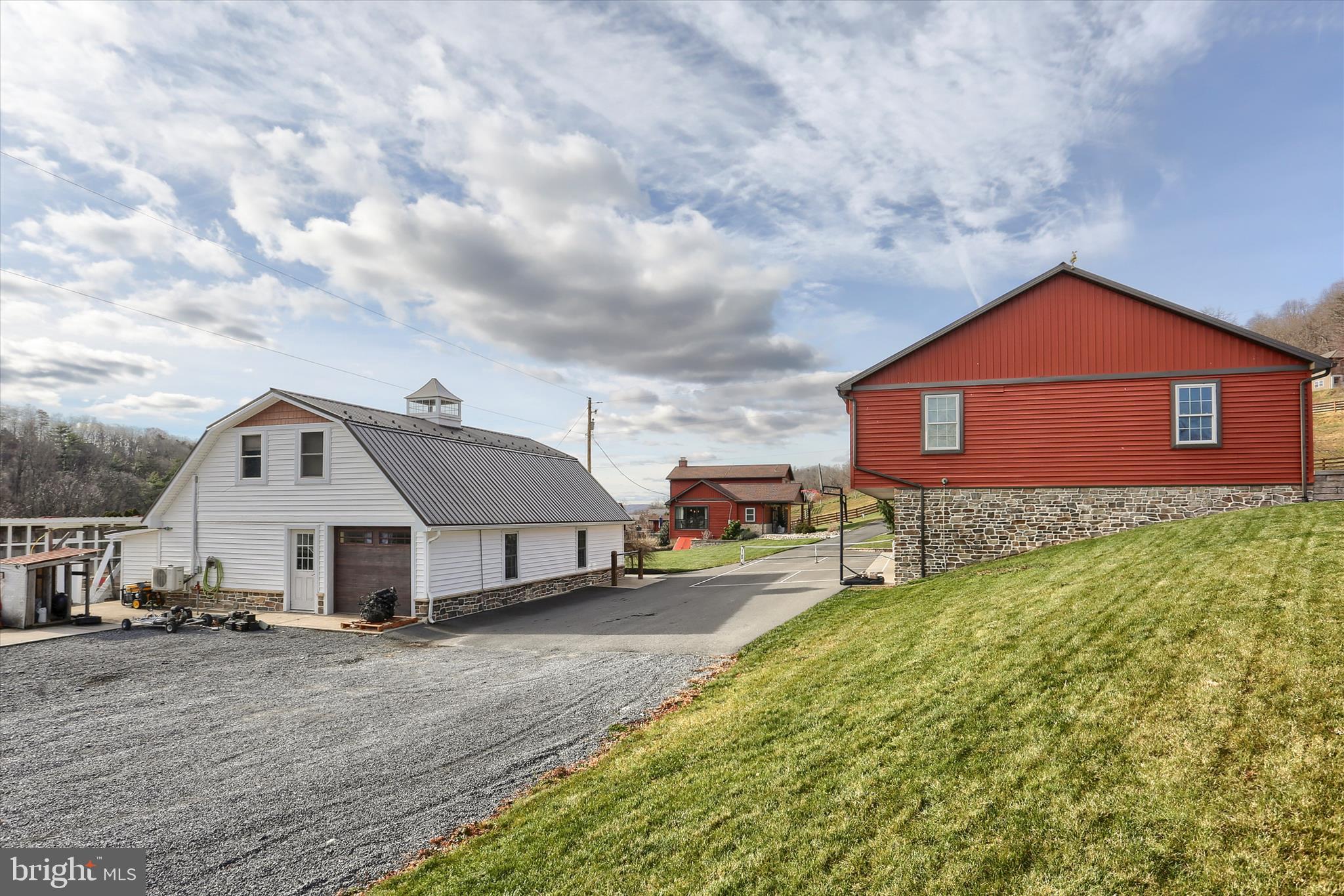 Real estate listing preview #47