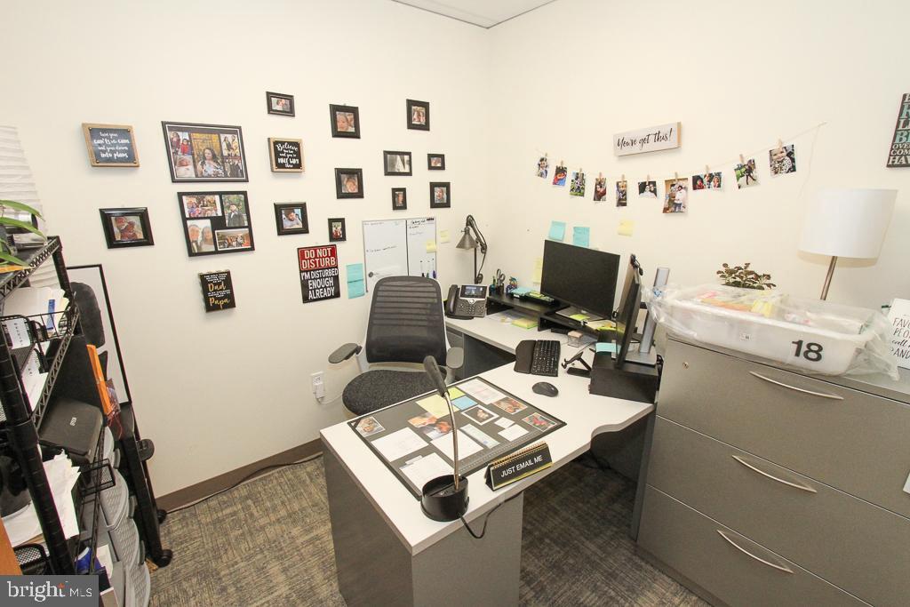 Real estate listing preview #13