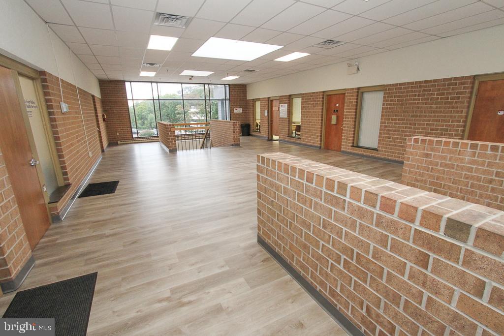 Real estate listing preview #27