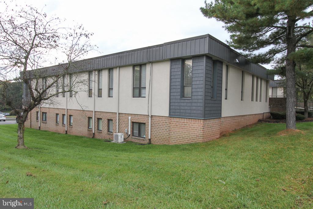 Real estate listing preview #37