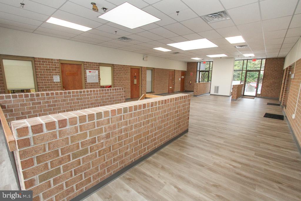 Real estate listing preview #28