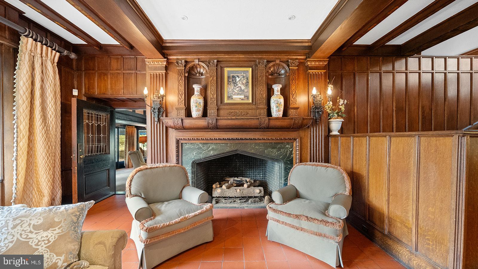 Real estate listing preview #12