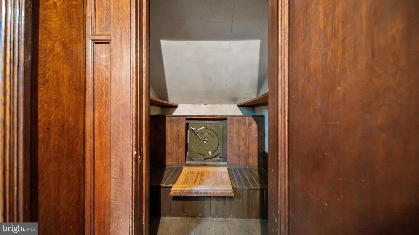 Real estate listing preview #26