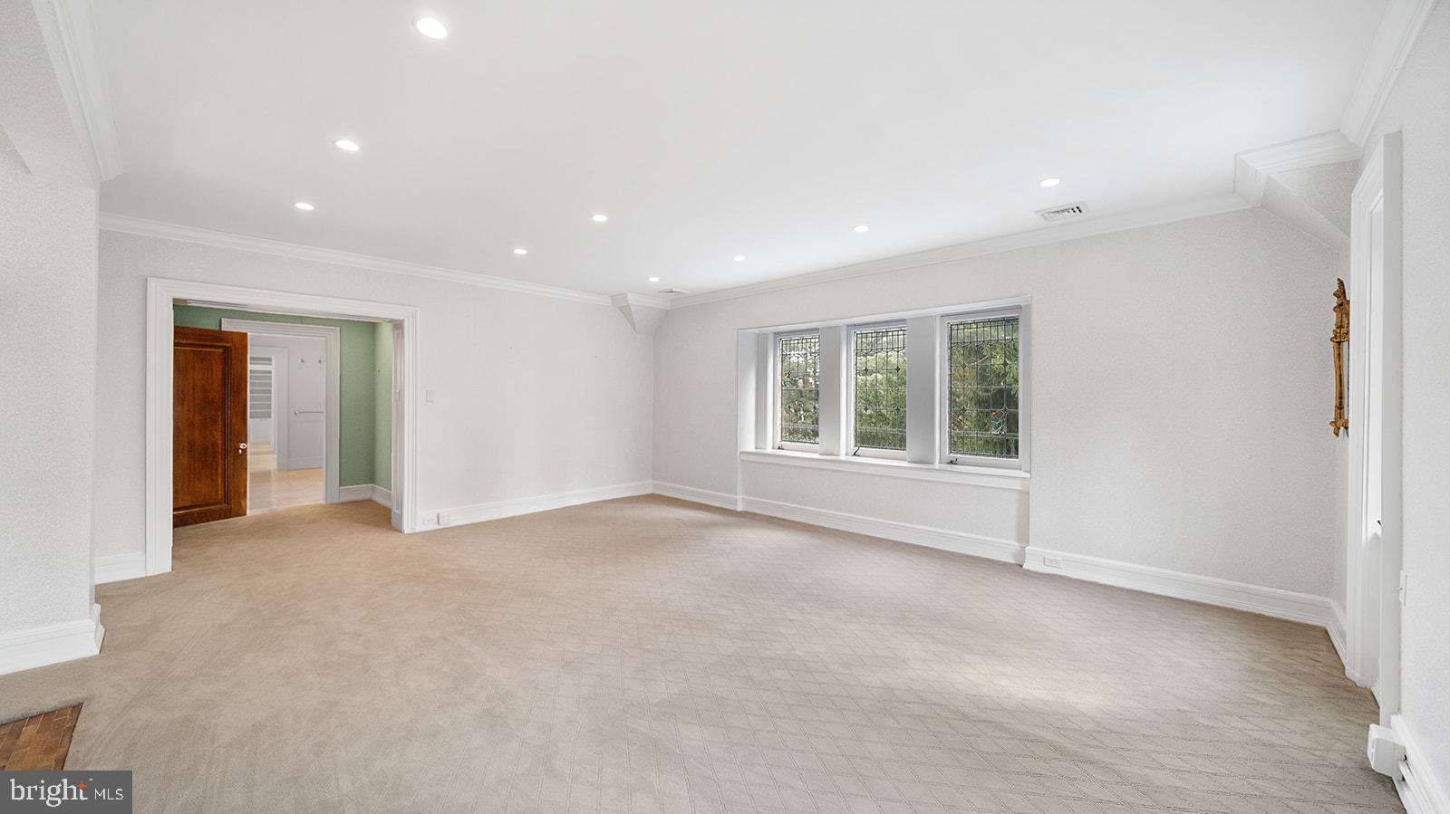 Real estate listing preview #58