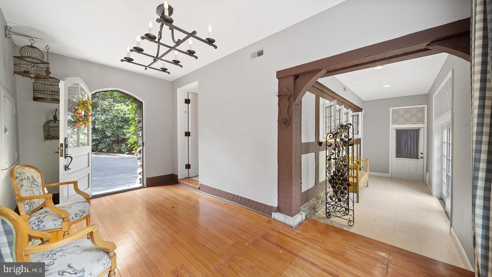 Real estate listing preview #47