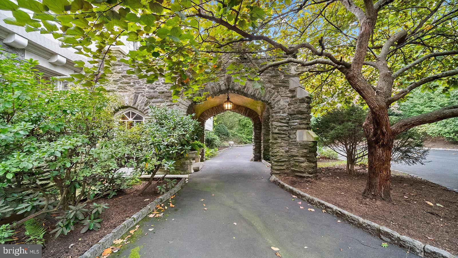 Real estate listing preview #94