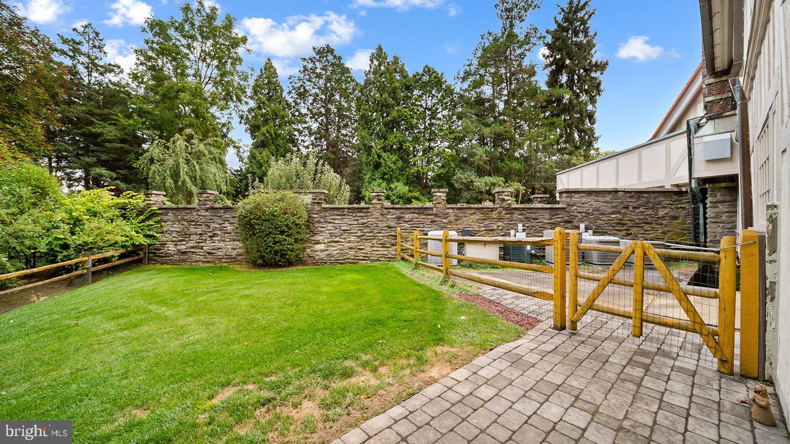 Real estate listing preview #95