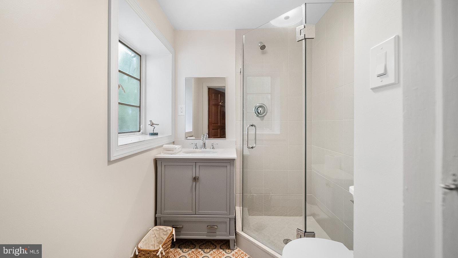 Real estate listing preview #121