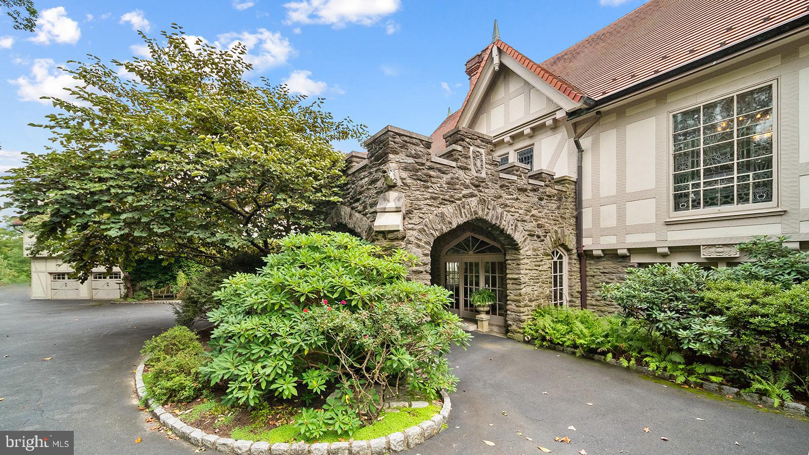 Real estate listing preview #93