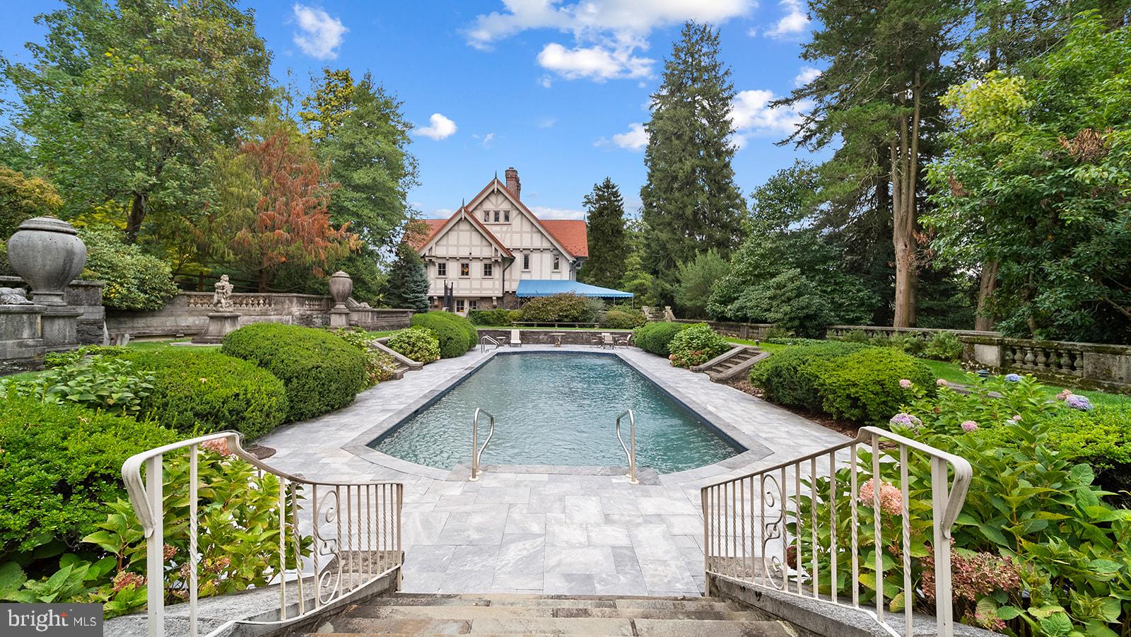 Real estate listing preview #115