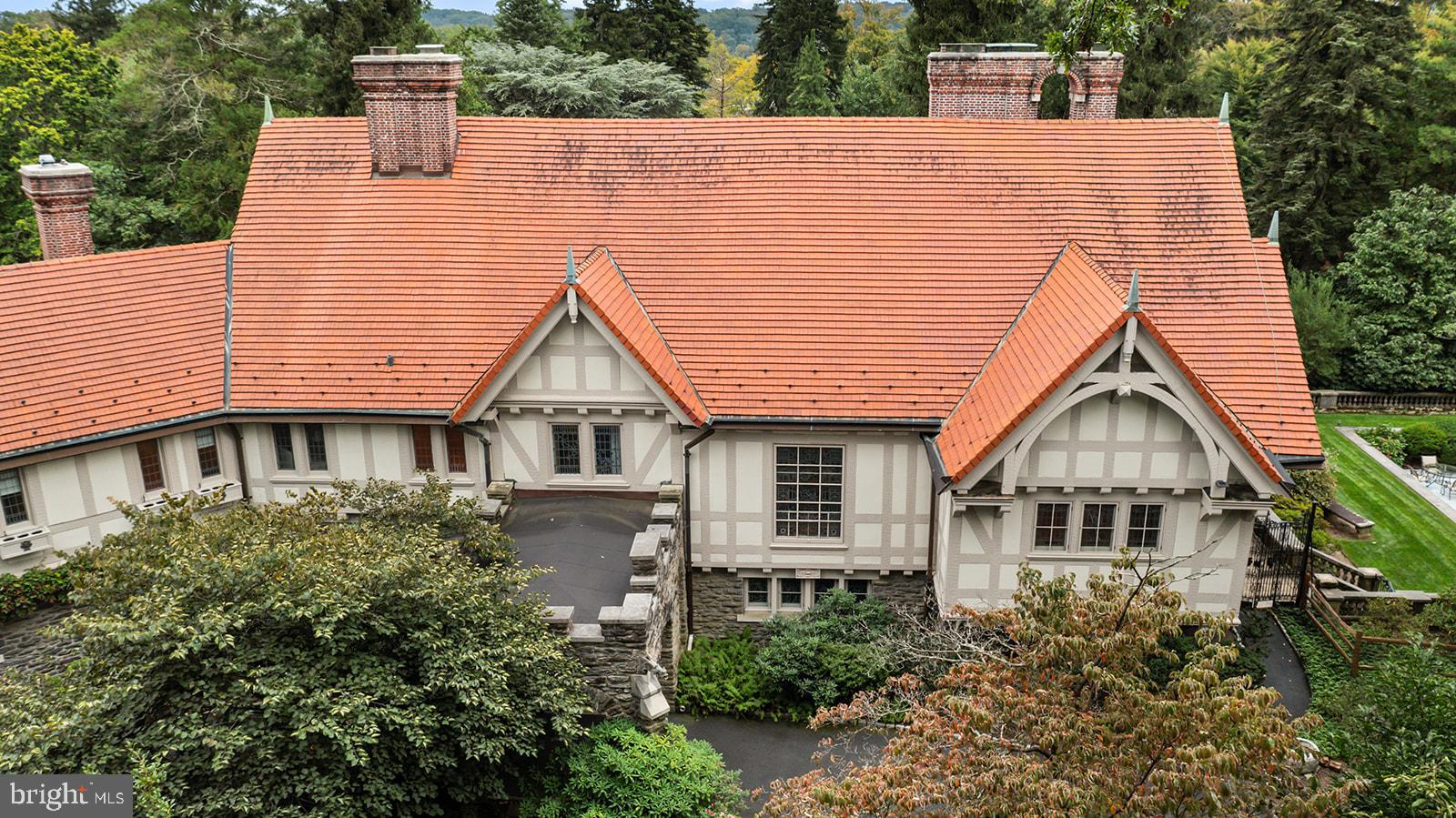 Real estate listing preview #135