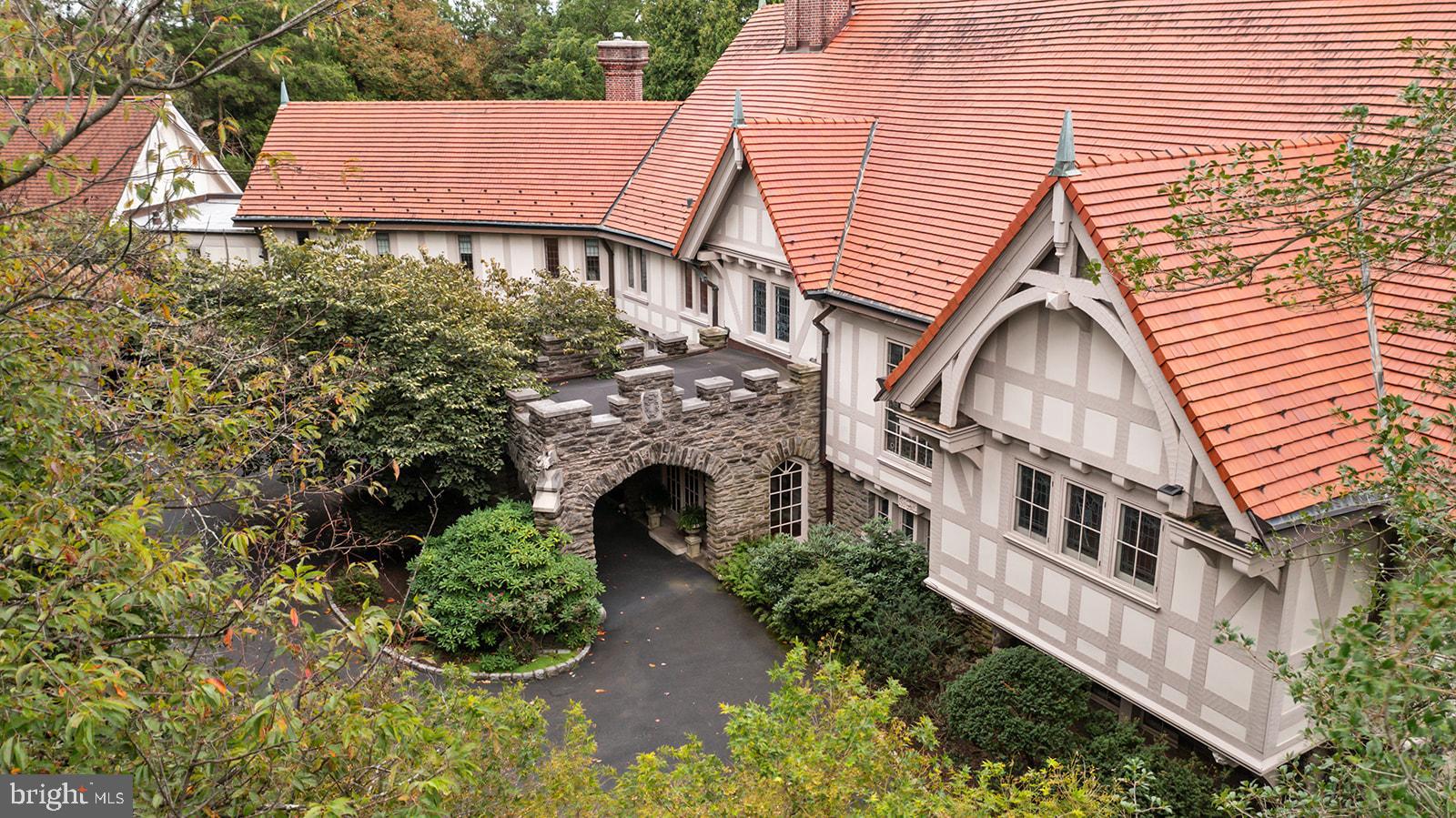 Real estate listing preview #133