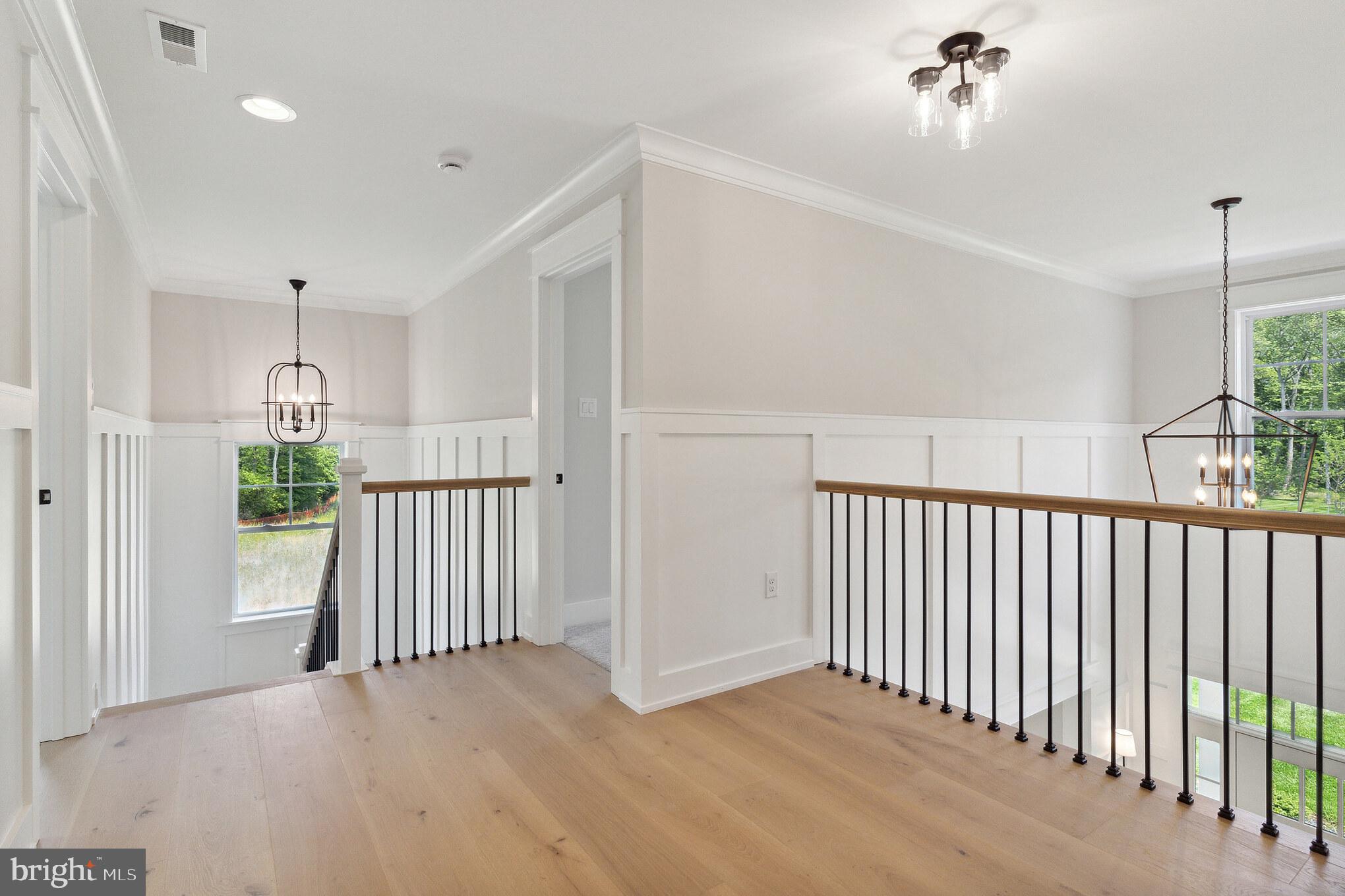 Real estate listing preview #5