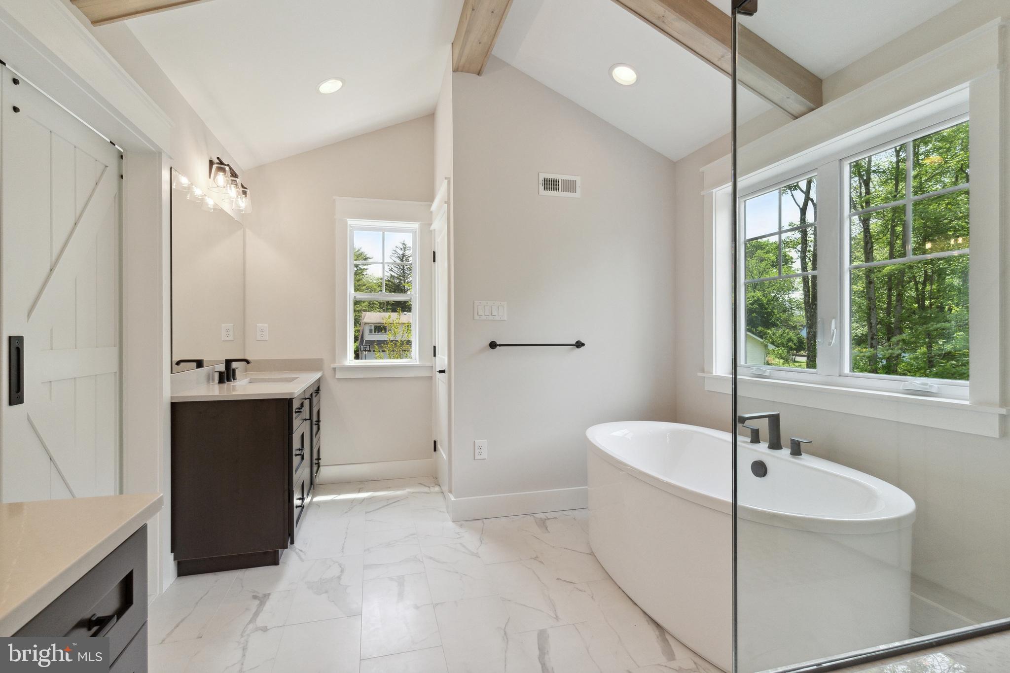 Real estate listing preview #7