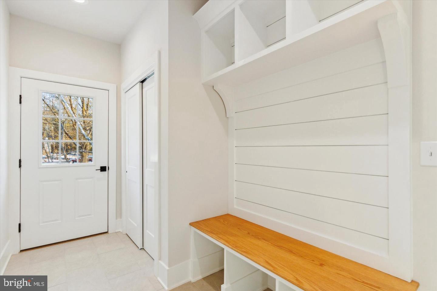 Real estate listing preview #9