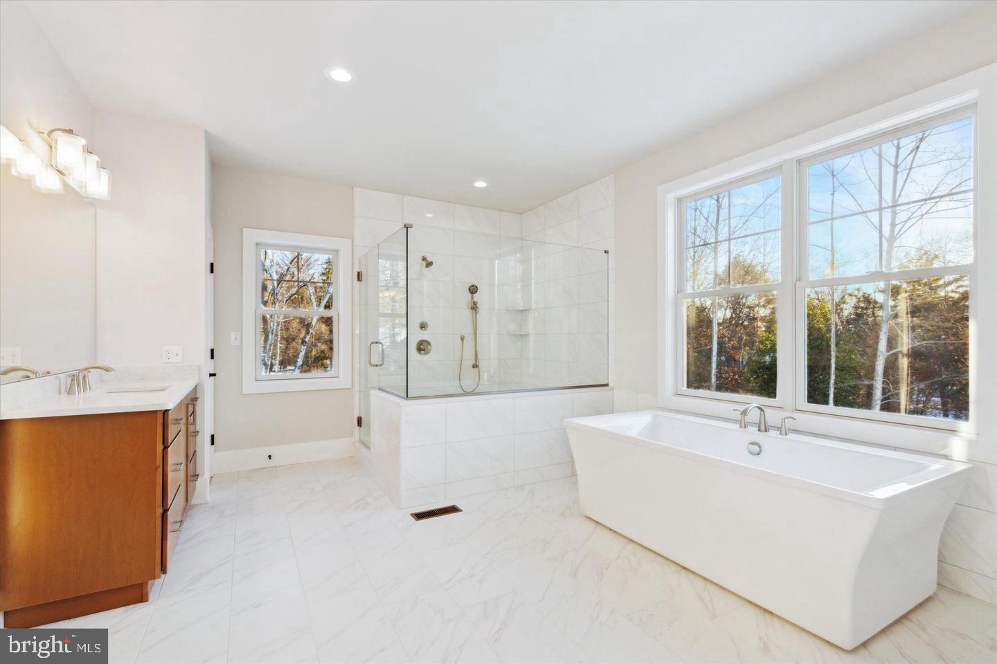 Real estate listing preview #12