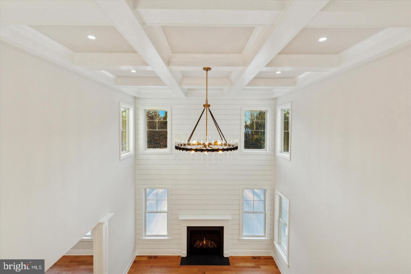 Real estate listing preview #5