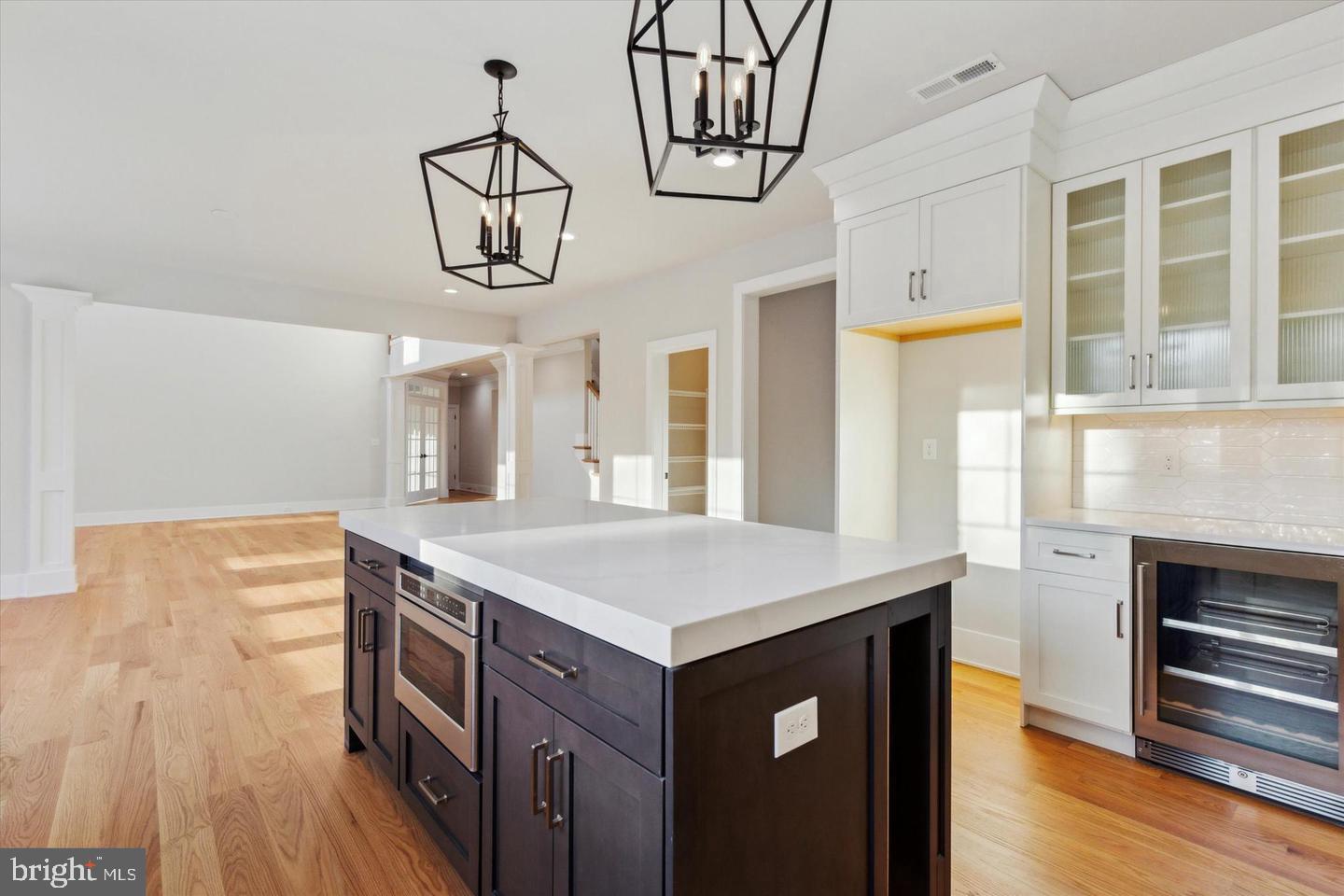 Real estate listing preview #7