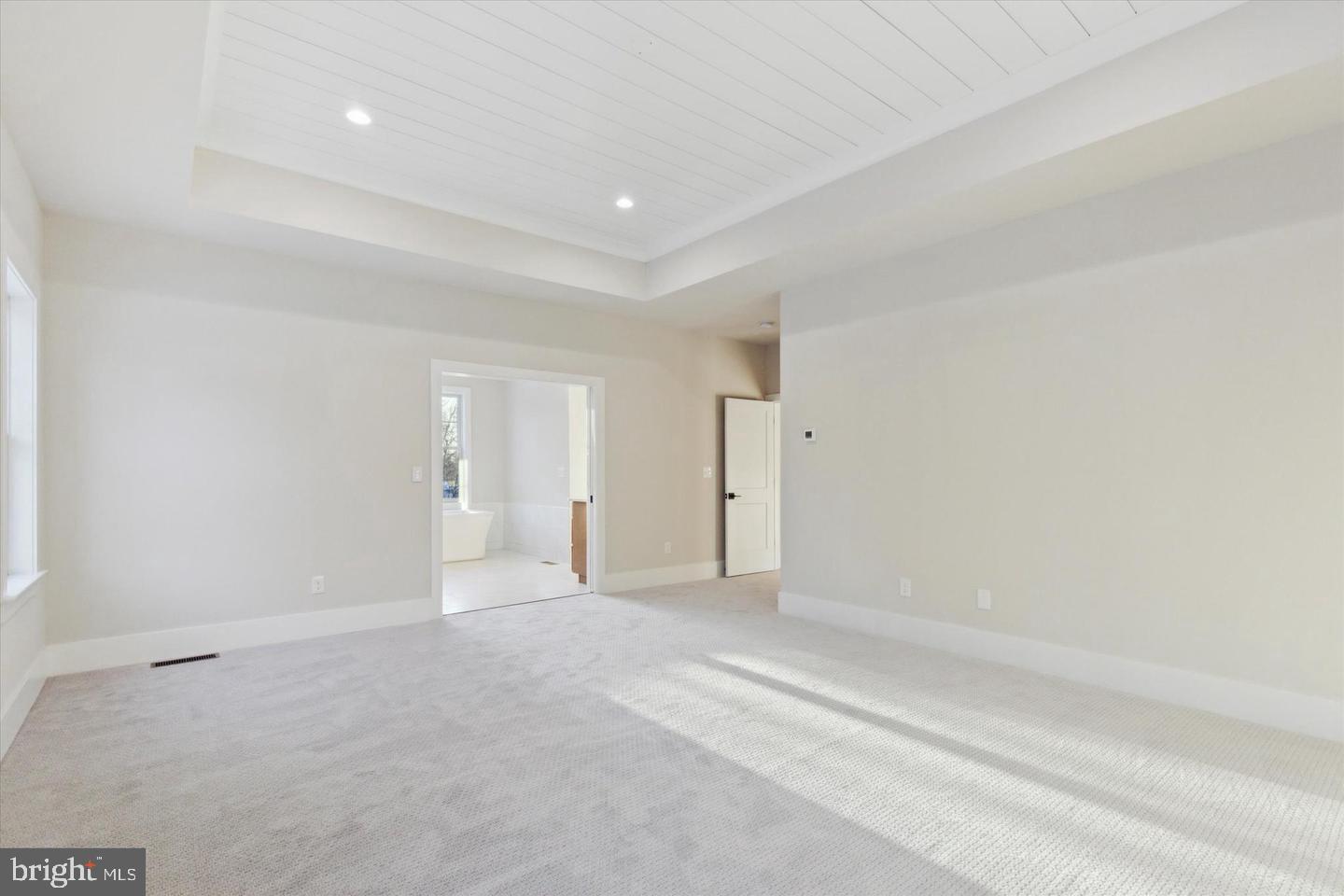 Real estate listing preview #13