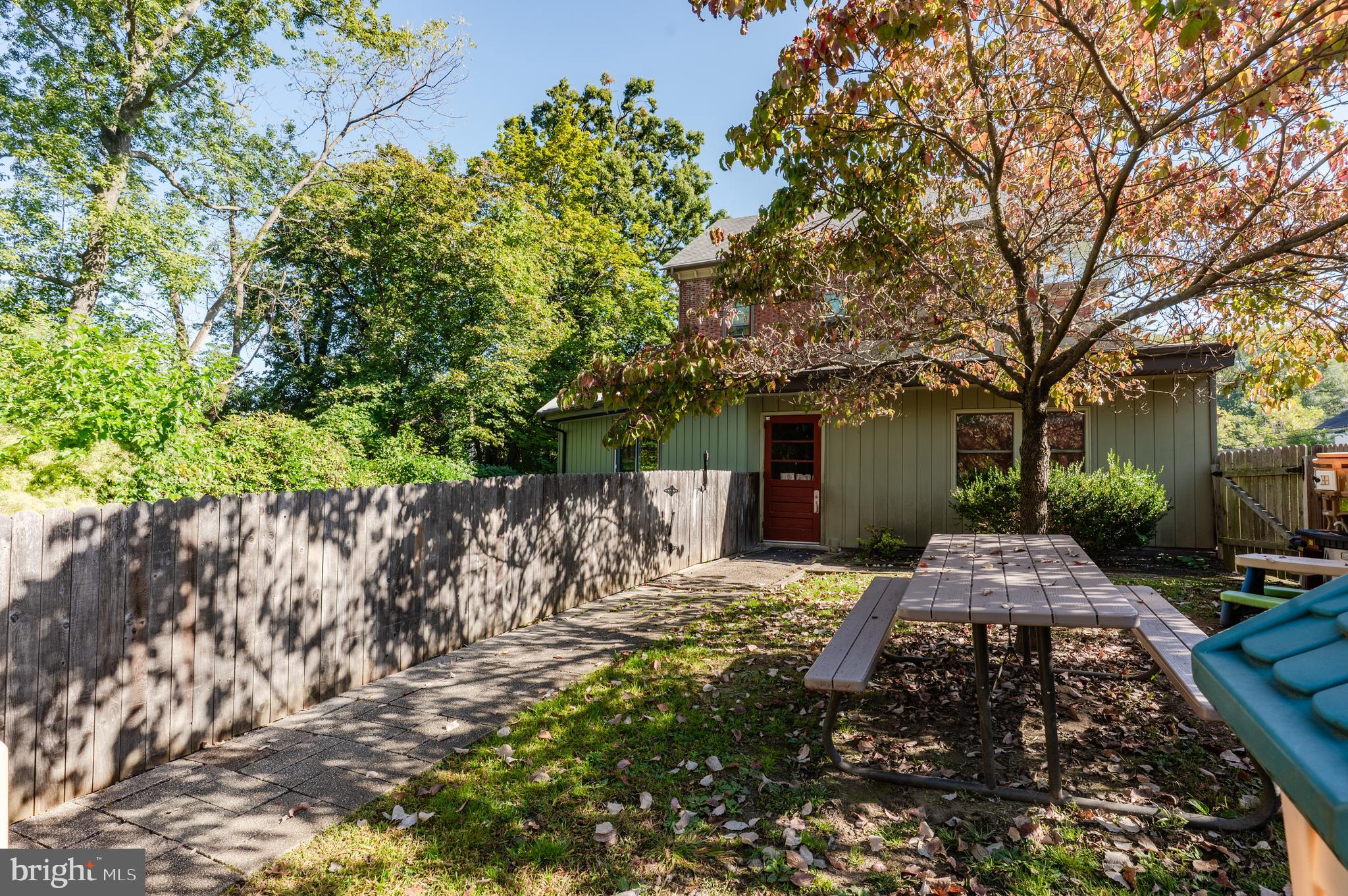 Real estate listing preview #13