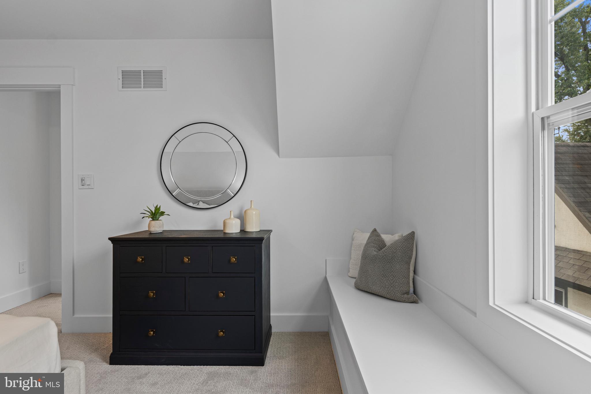 Real estate listing preview #48