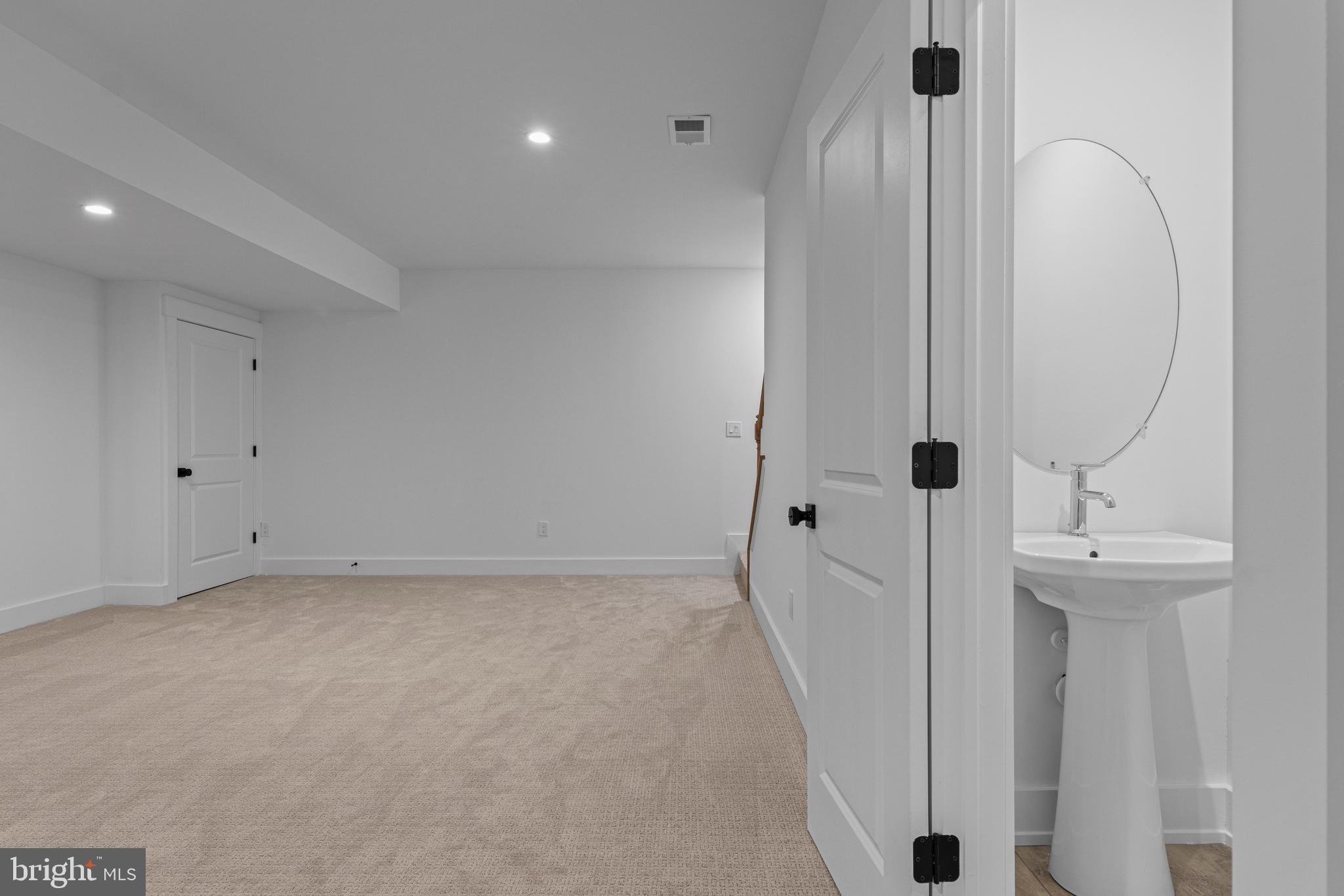 Real estate listing preview #57