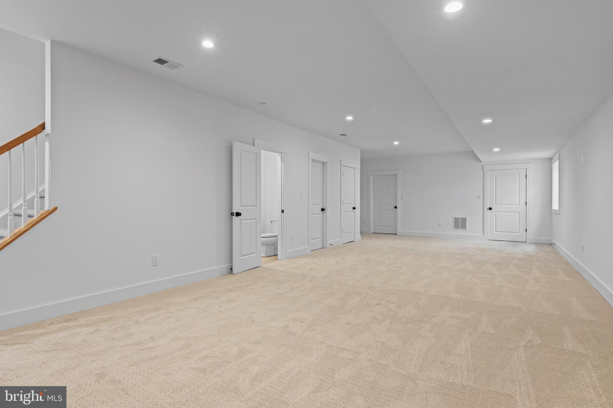 Real estate listing preview #56