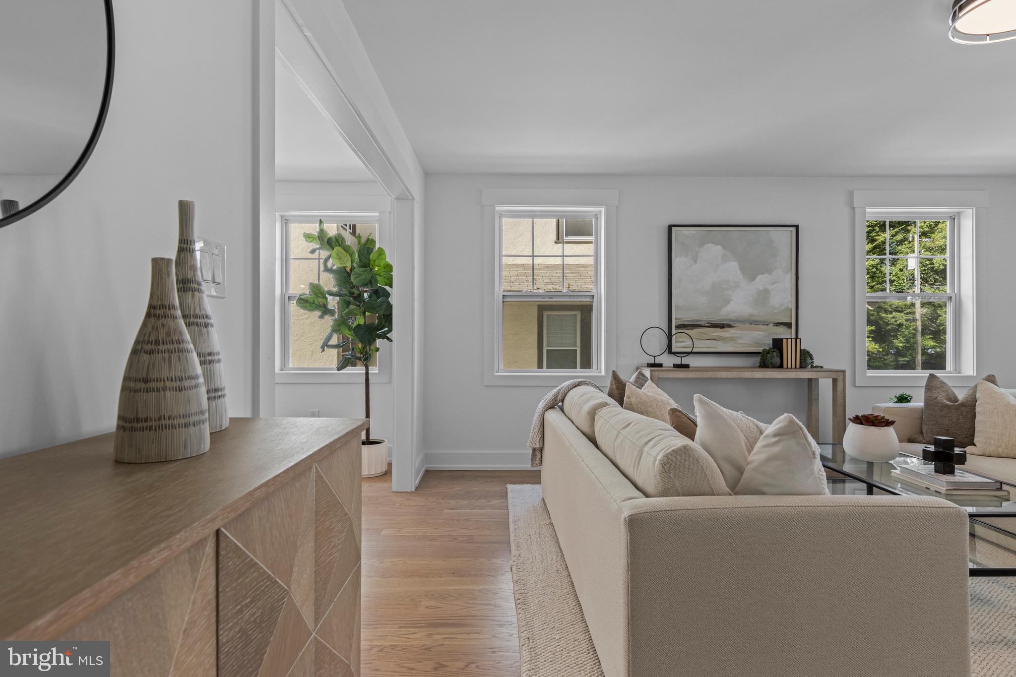 Real estate listing preview #11